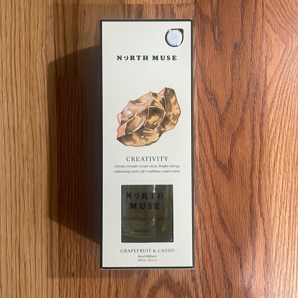 North Muse Luminous Grapefruit & cassis for Creativity citrine crystal infused